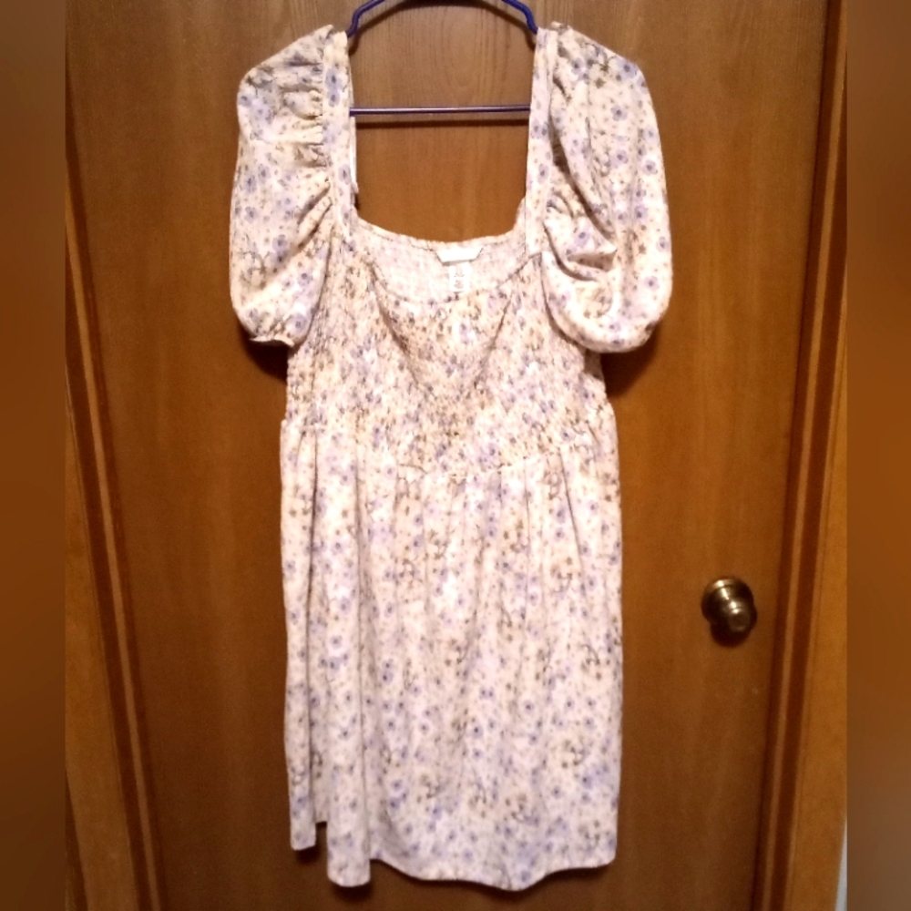 H& M cream floral sundress size XXL